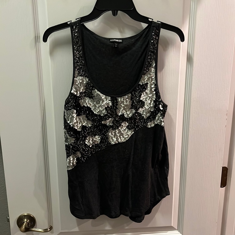3/$20 Express charcoal grey extra soft tank with sequin design on top front - Picture 4 of 7